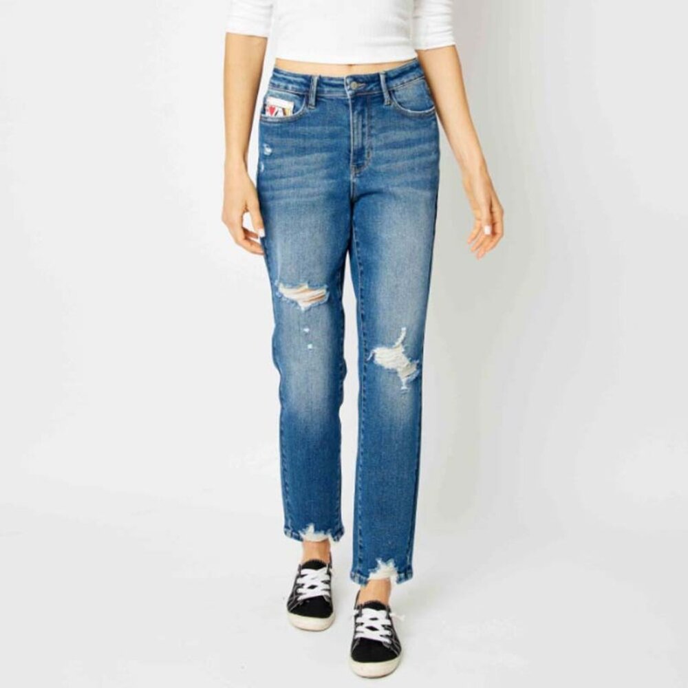 Judy Blue Queen of Hearts Coin Pocket Boyfriend Jeans